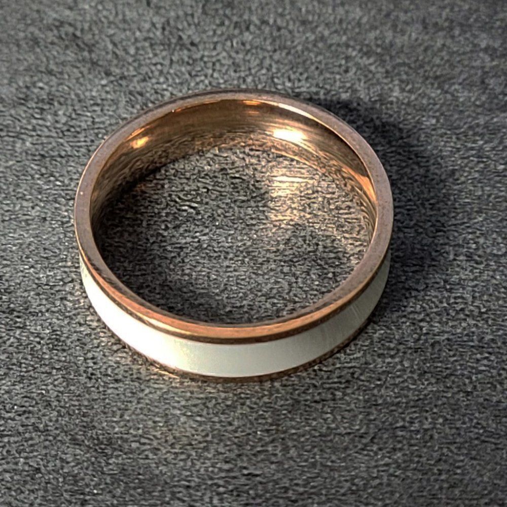 Men's Rose Gold Promise Ring Band - 14k Rose Gold and White Ceramic - Picture 4 of 6